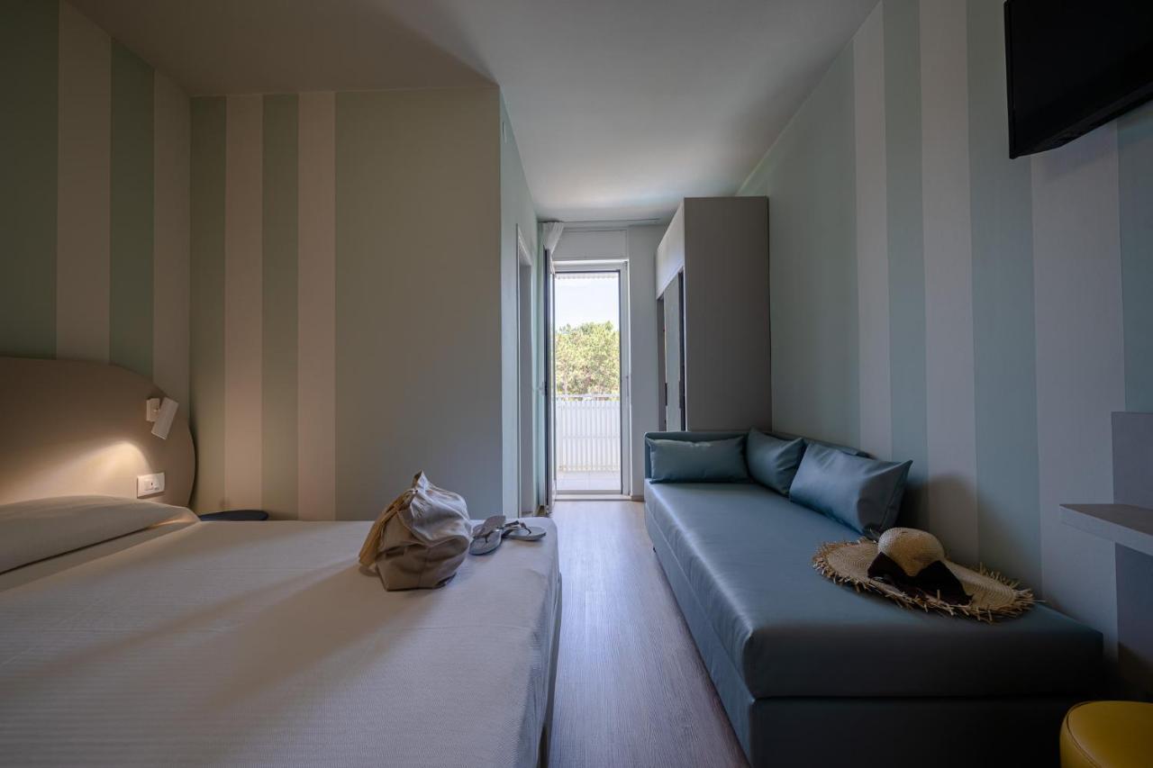 Hotel Smeraldo Lignano Sabbiadoro Eksteriør billede