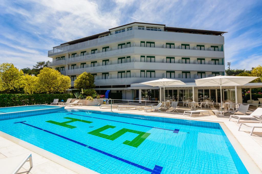 Hotel Smeraldo Lignano Sabbiadoro Eksteriør billede