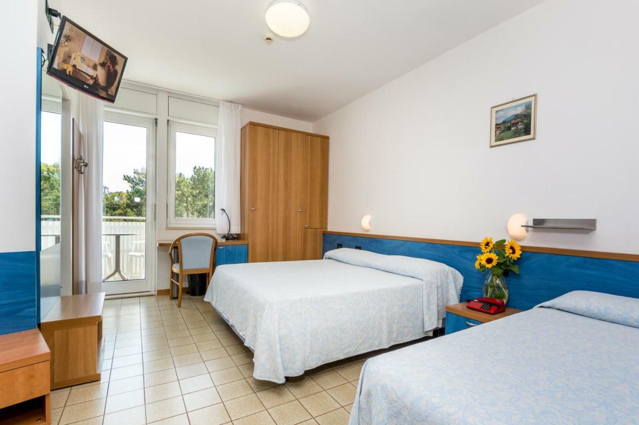 Hotel Smeraldo Lignano Sabbiadoro Eksteriør billede